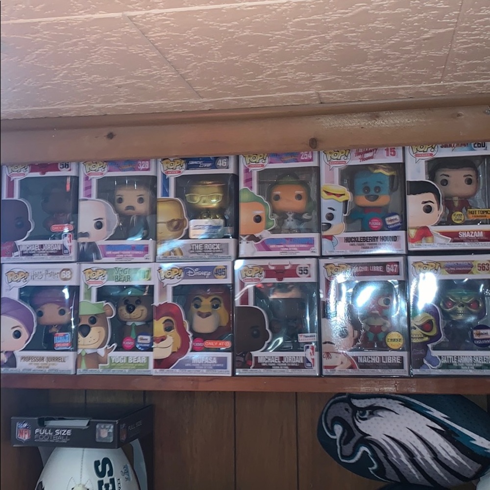 FUNKO BOX - Picture 6 of 6